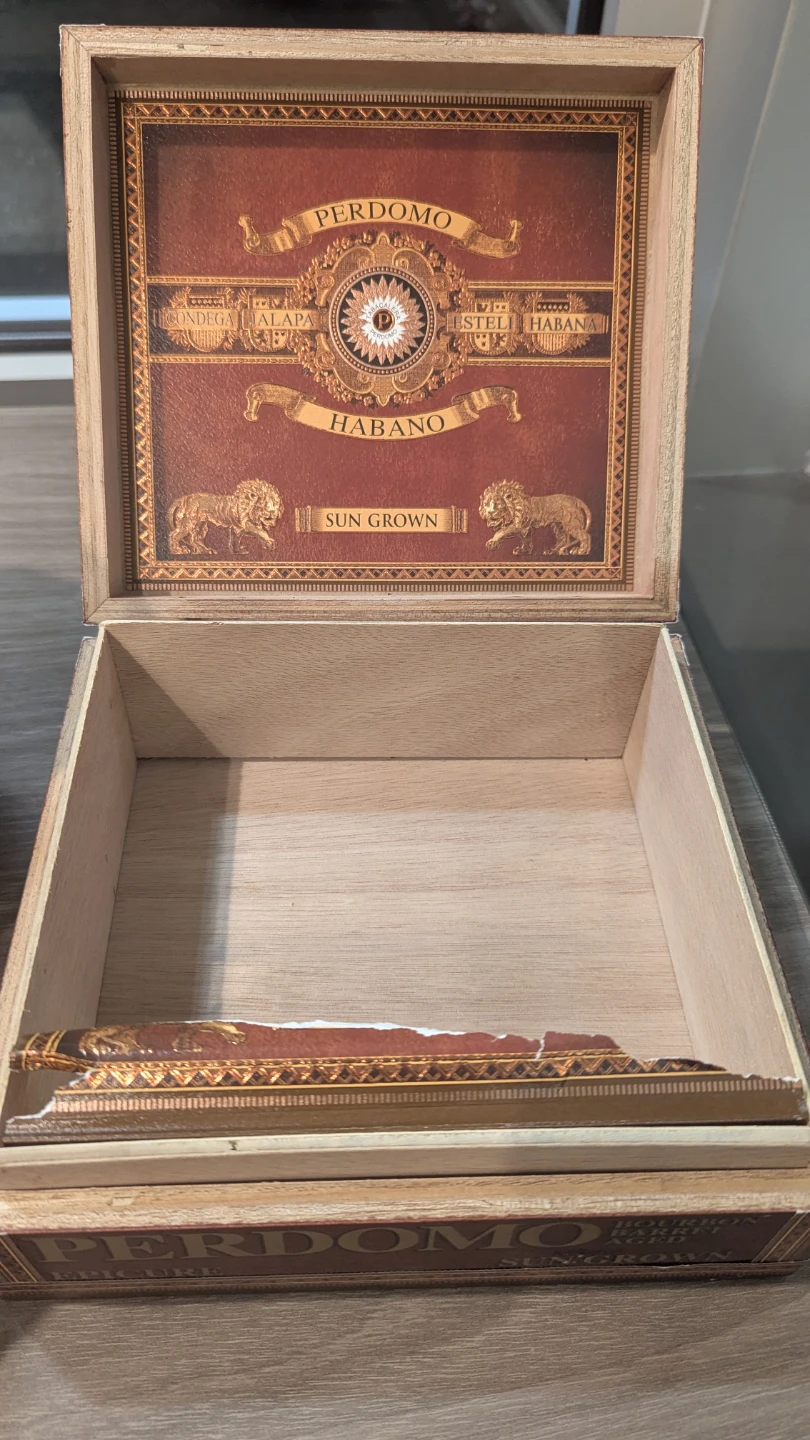 Perdomo Empty Wood Cigar Box - photo 5