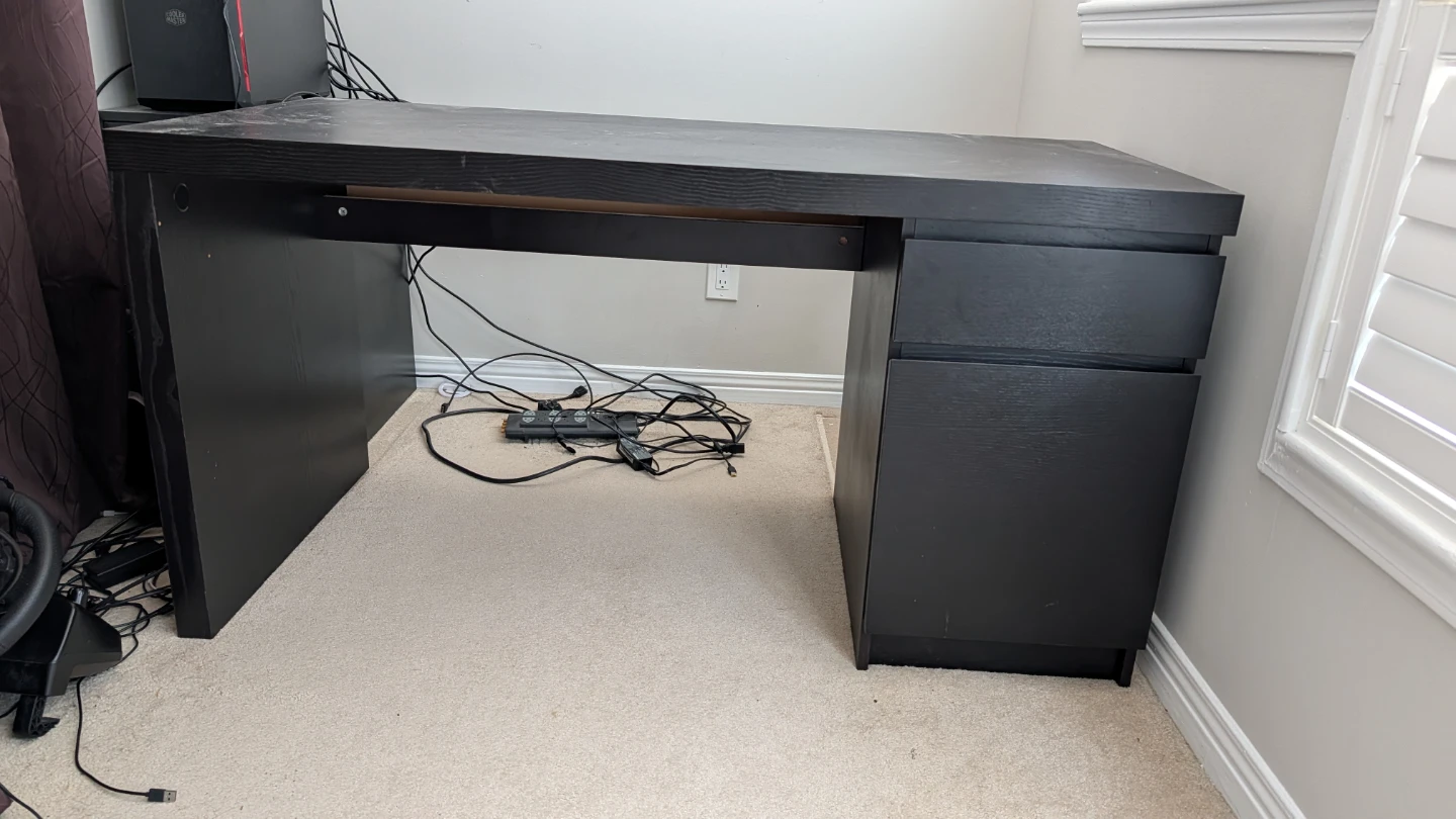 Ikea Malm Desk - photo 4
