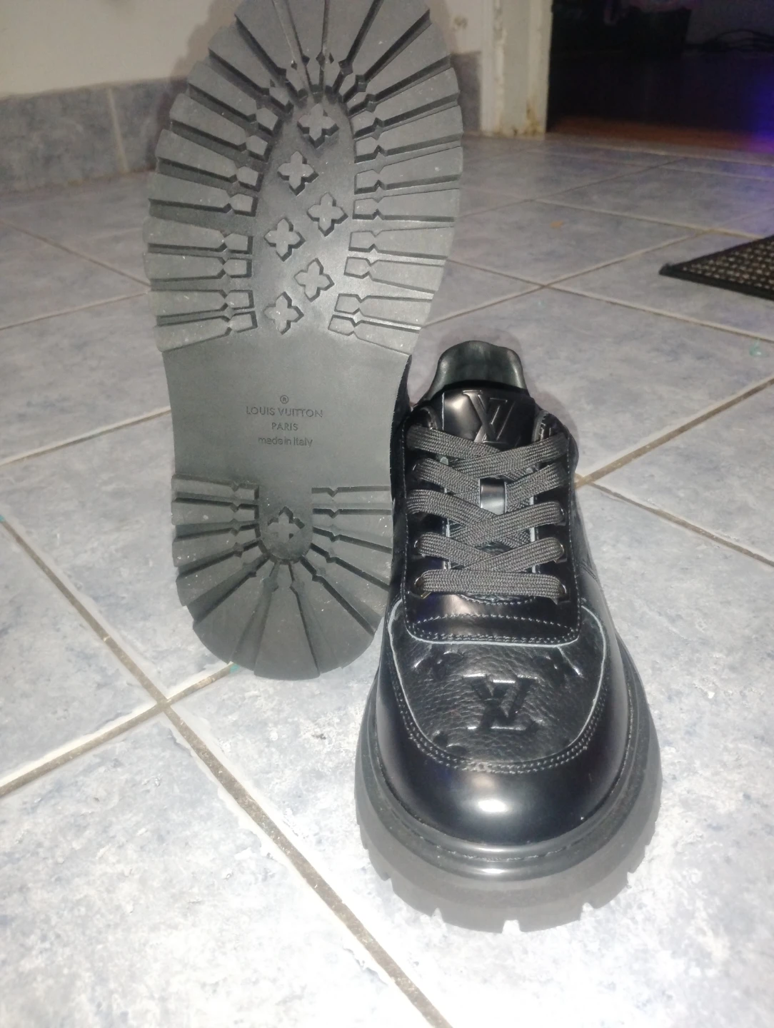 Louis Vuitton Black Leather Sneakers - photo 2