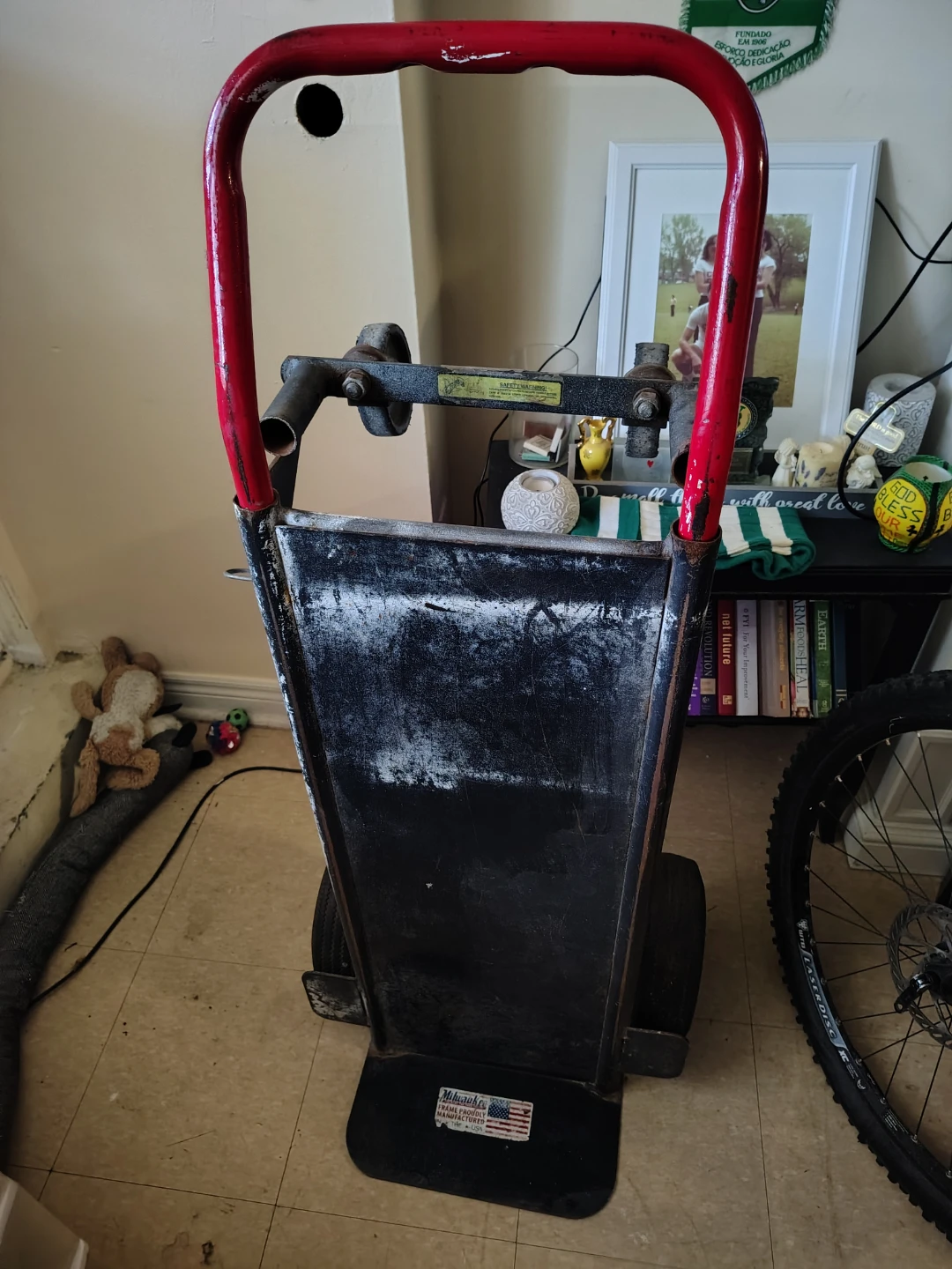 Top of the line Milwaukee 4 wheel dolly - photo 2