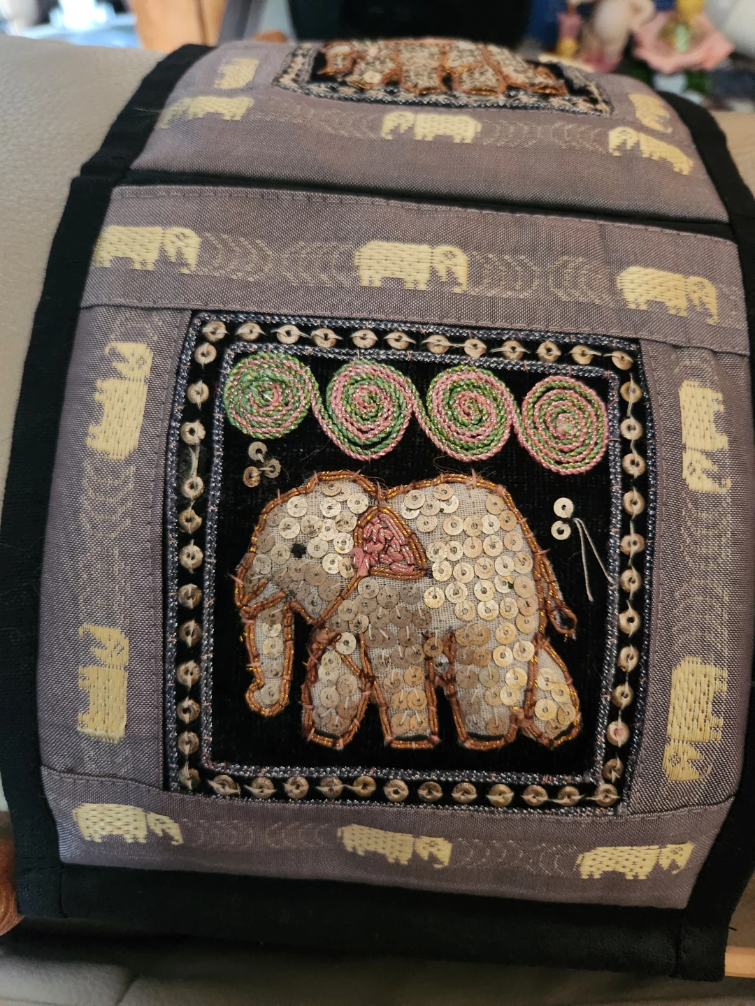 Hanging Wall Organizer with Elephant Design - photo 2