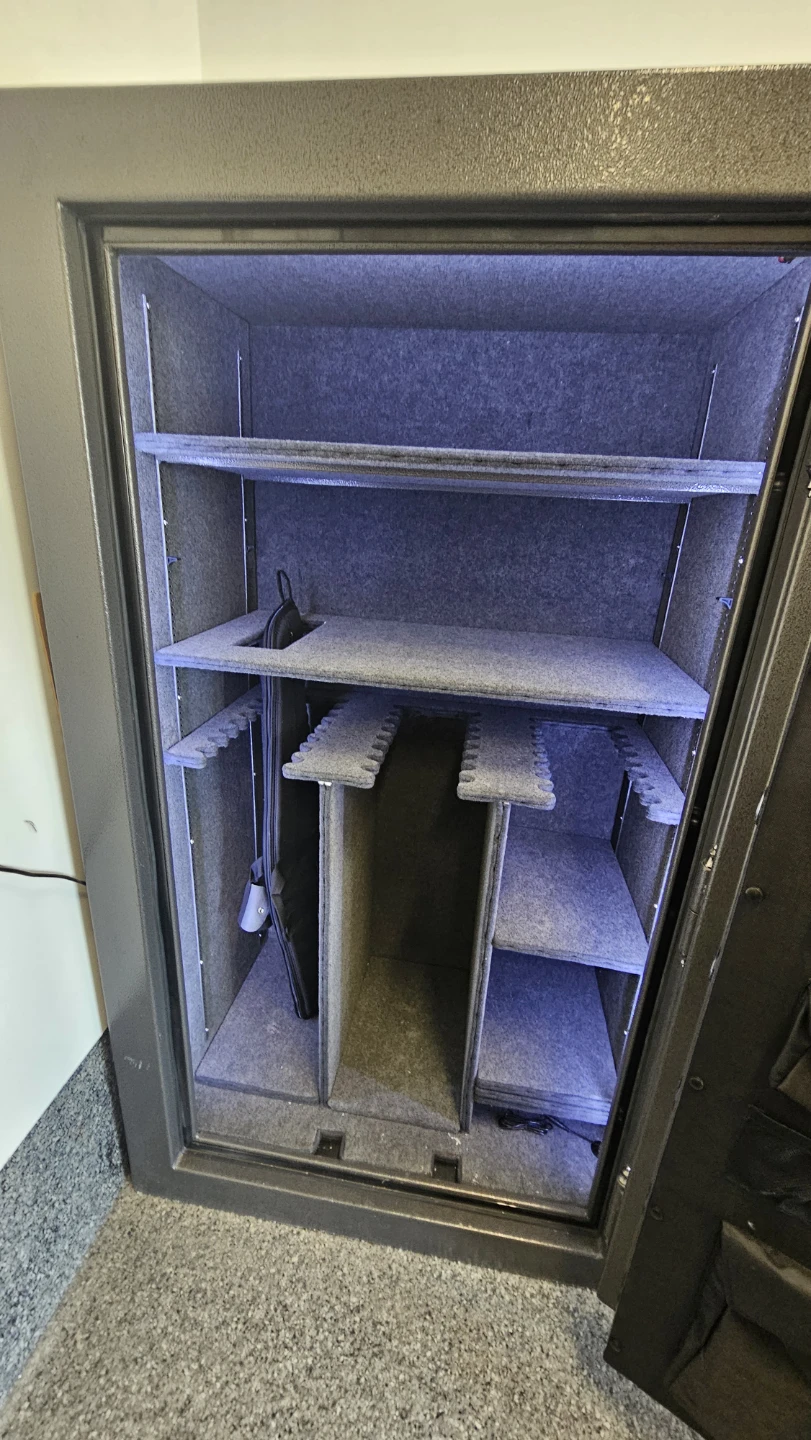 Dakota Safe Company Gun Safe - photo 3