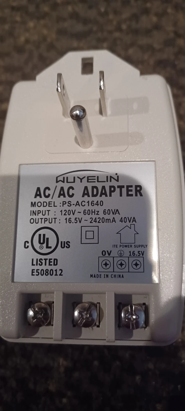 AC ADAPTOR - photo 2