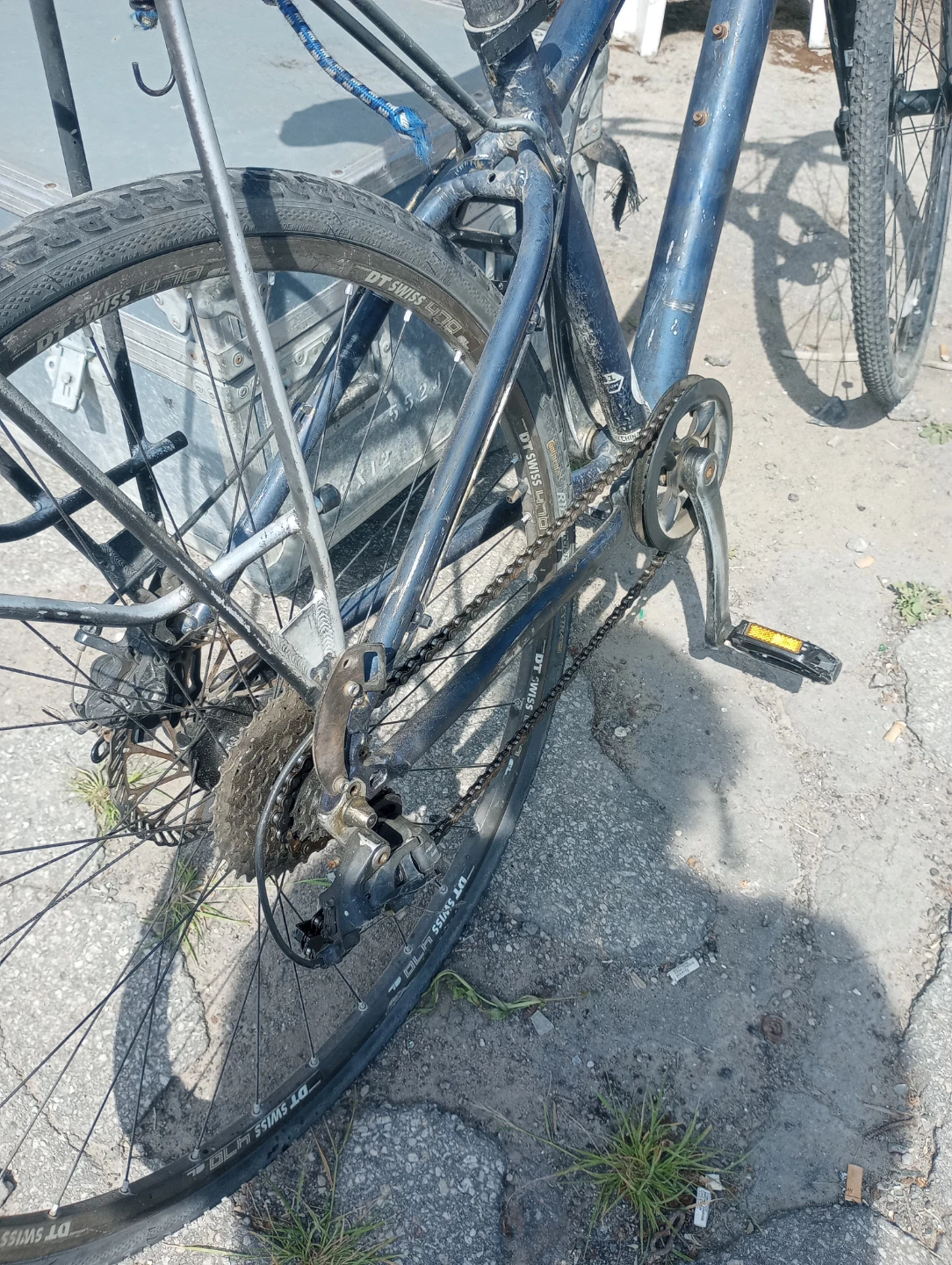 Blue Hybrid Bicycle - photo 2