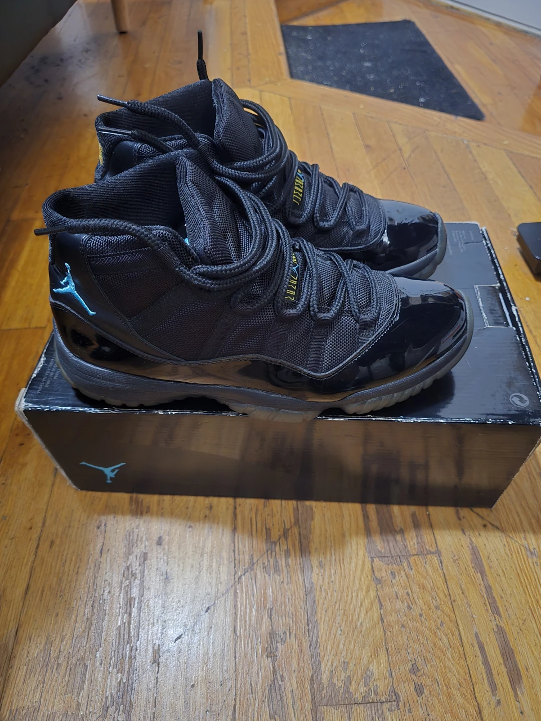 Jordan retro 11 Gamma Blue Black Varsity Maize, Size 10.5 - photo 3