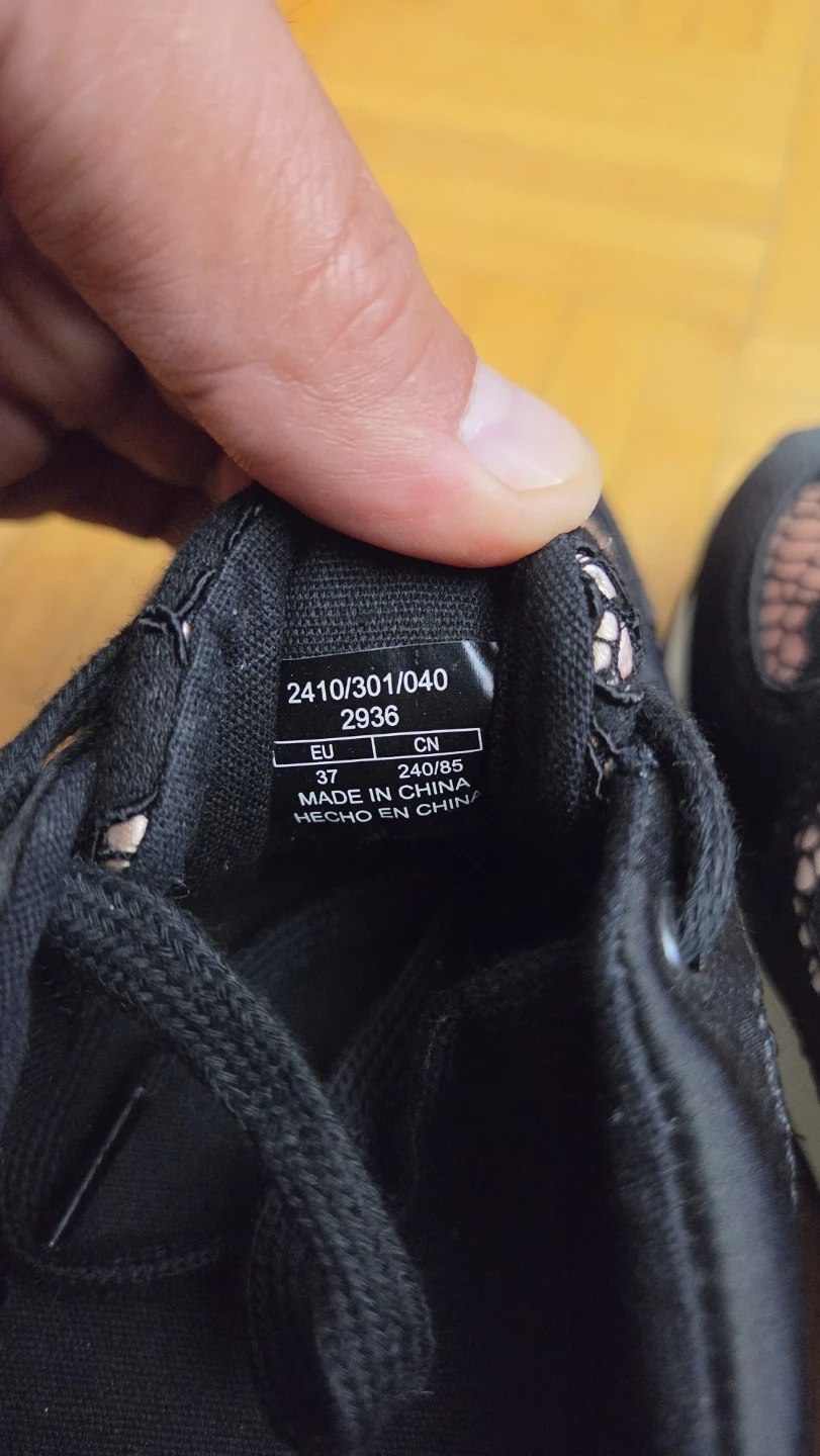 Zara Black Lace Sneakers (Brand New) - photo 3