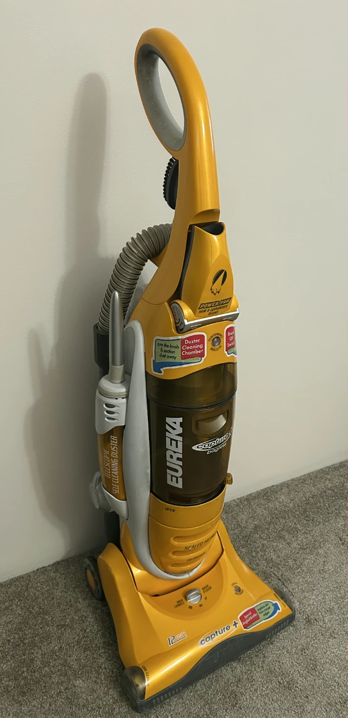 Eureka Capture+ Bagless Upright Vacuum Cleaner - photo 2