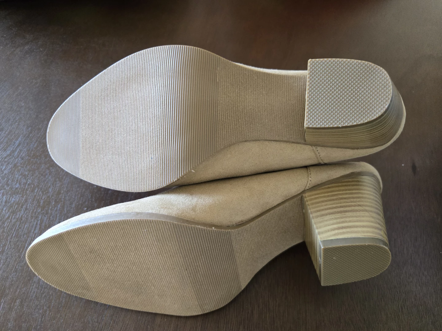 NWT GAP Women's Tan Suede Mules - Size 8 - photo 2
