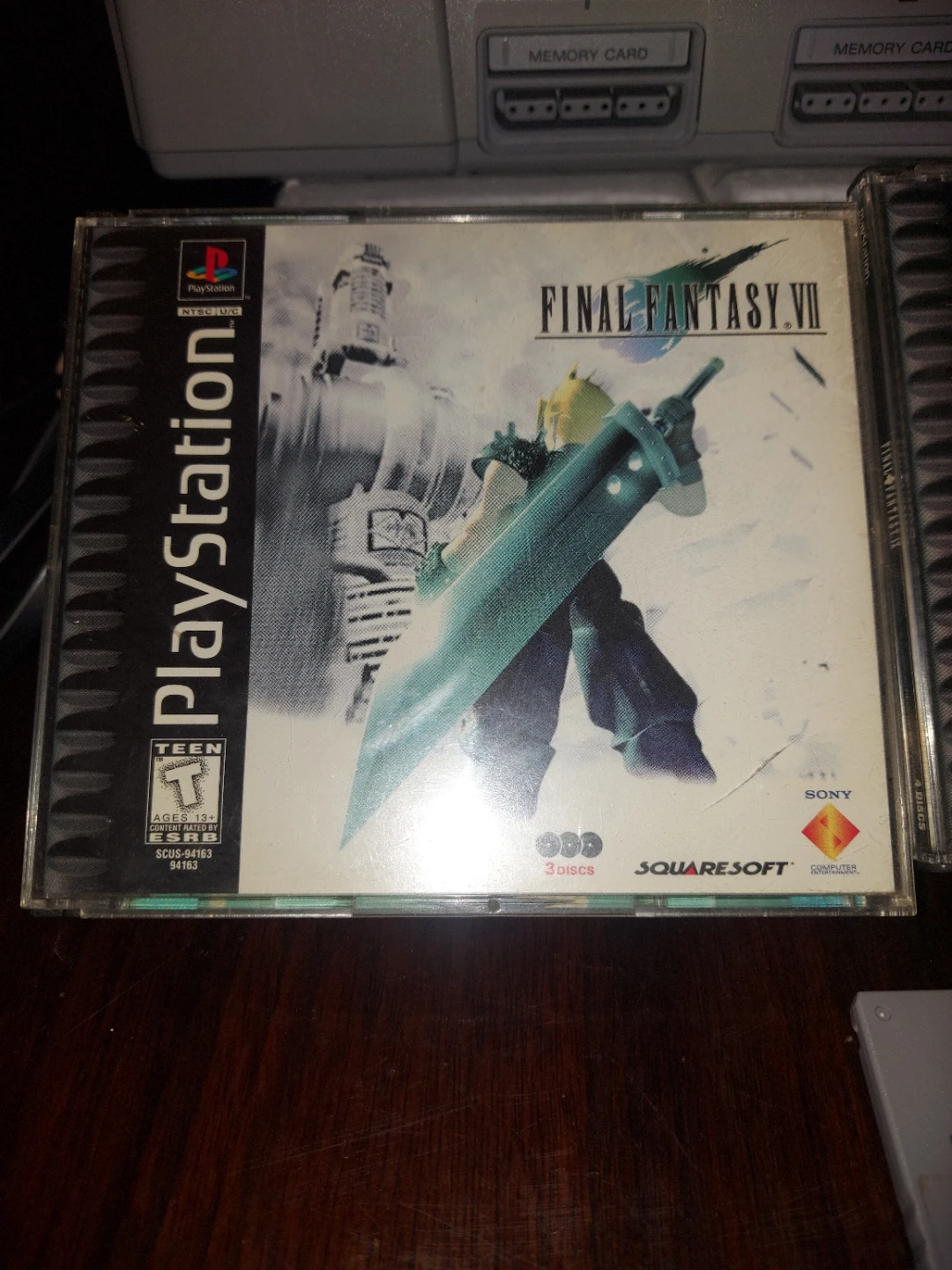Sony PlayStation Console Bundle with Final Fantasy VII & IX - photo 2