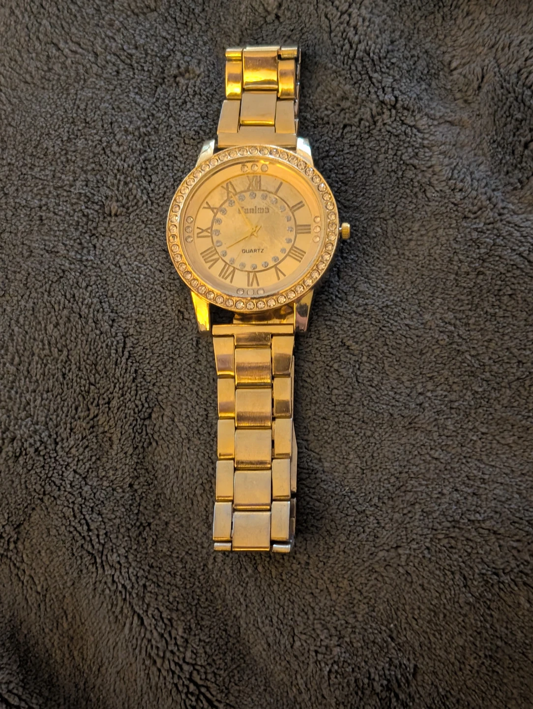 Vintage Quartz Women's Watch - Gold Tone