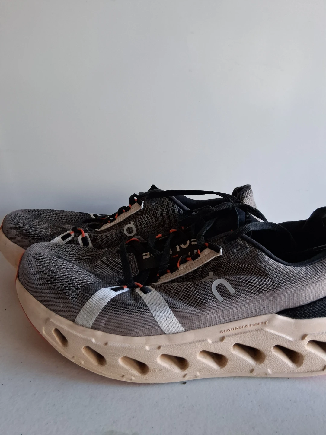 On Cloudswift "Swiss Engineering" Running Shoes size 10.5