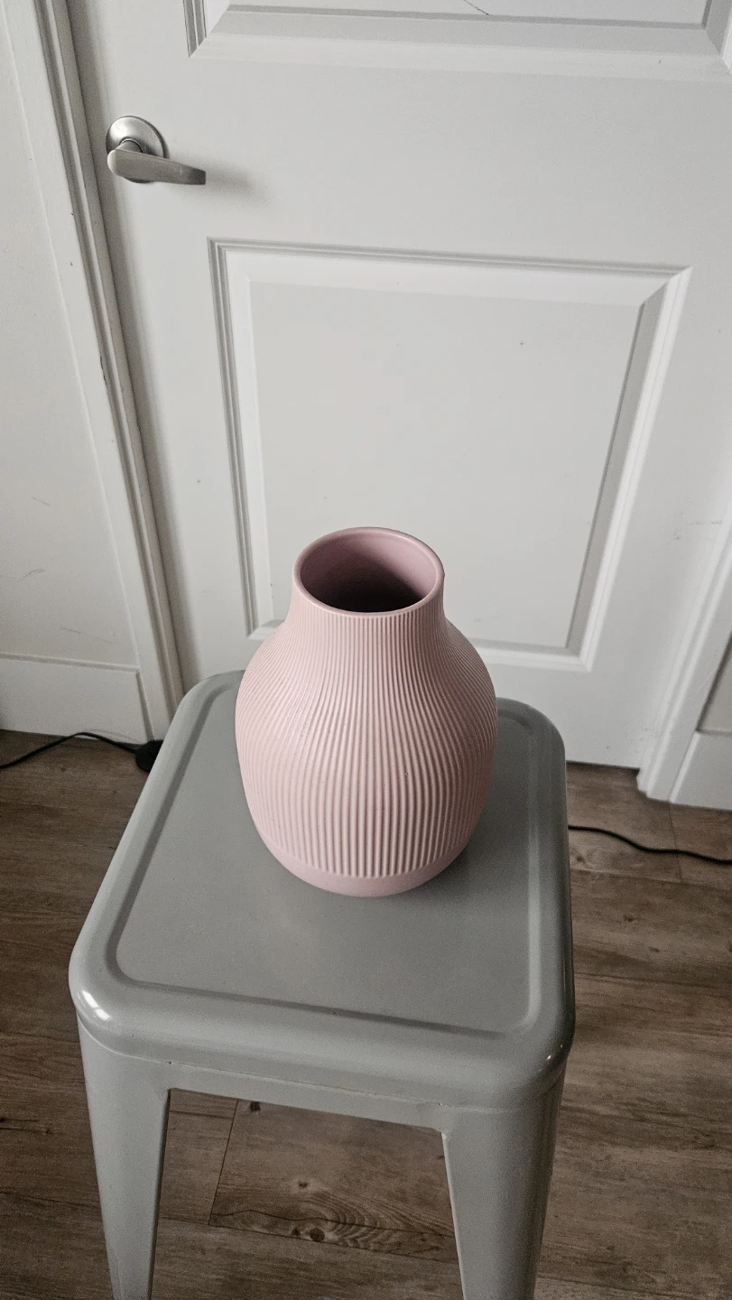 IKEA pink ribbed vase - photo 2