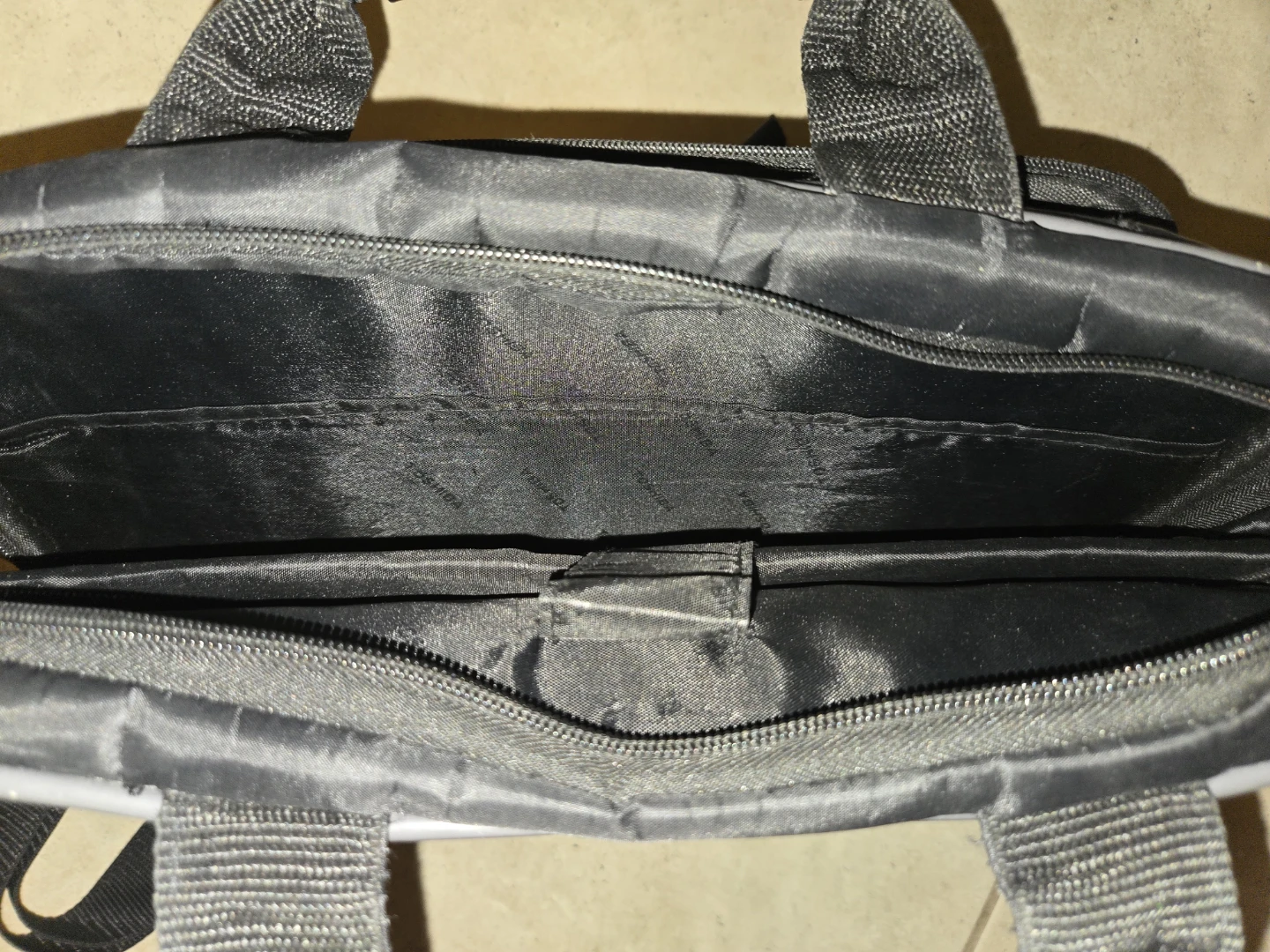 Toshiba Laptop Bag - photo 3