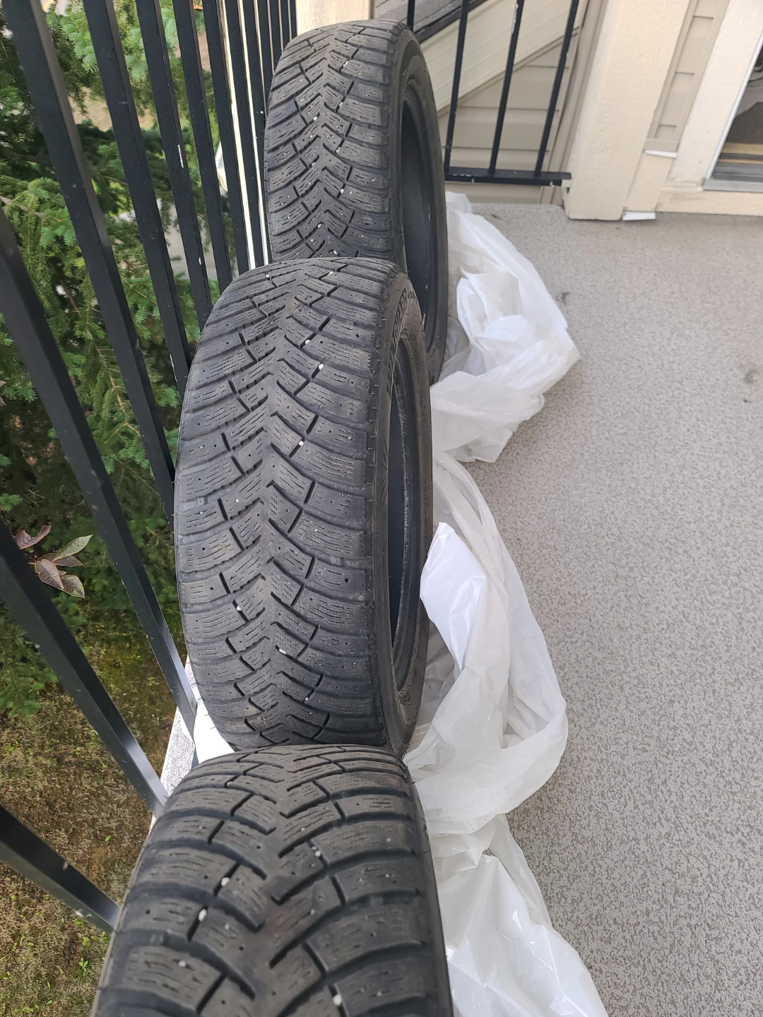 Nexen Winguard 205/60/R16 winter tires - photo 5