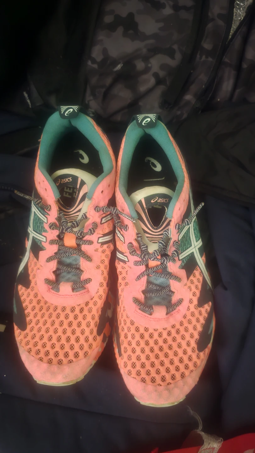 ASICS NOOSA FF Running Shoes - Coral/Teal