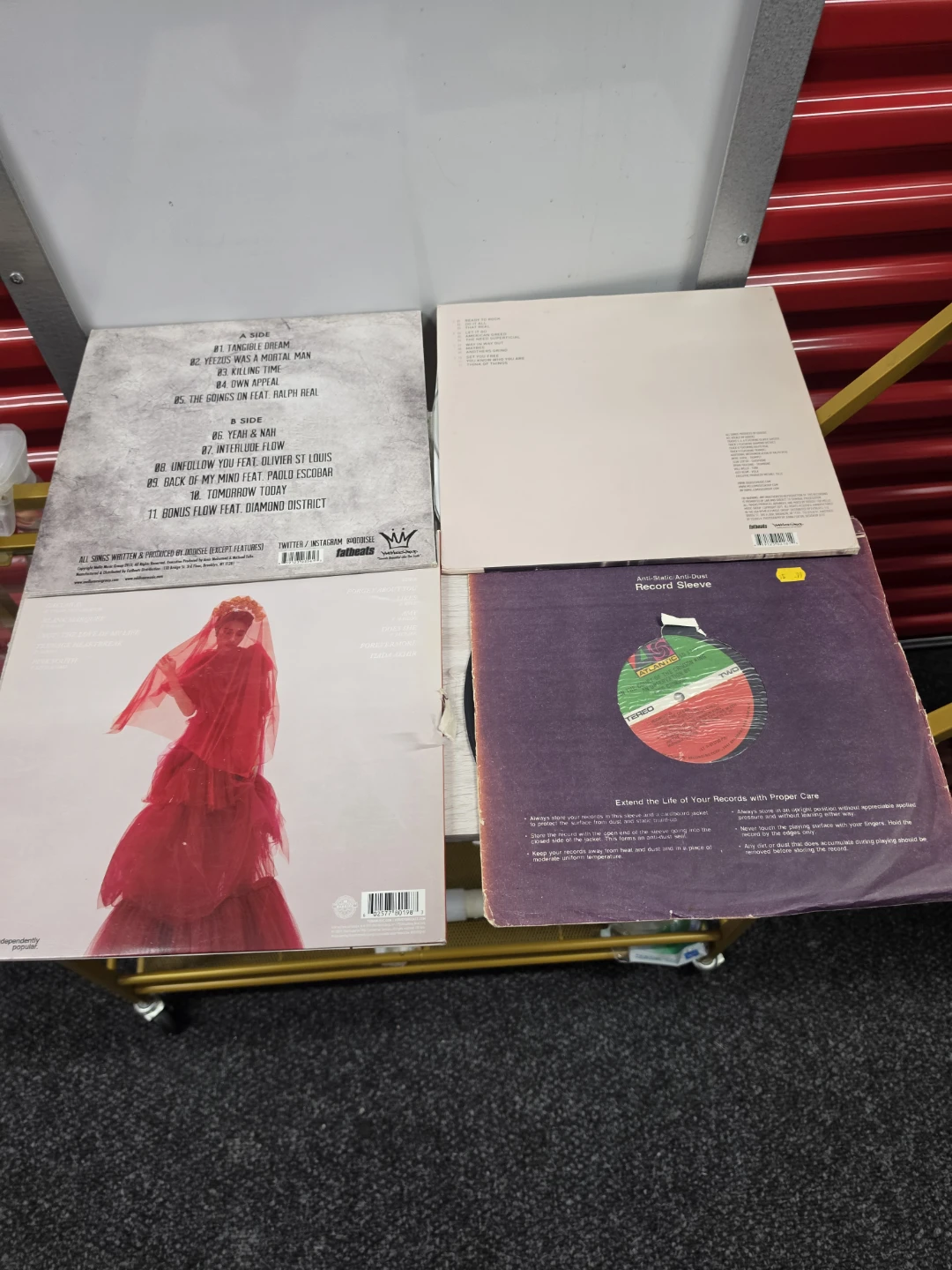 Mixed Lot of Vinyl Records - photo 4