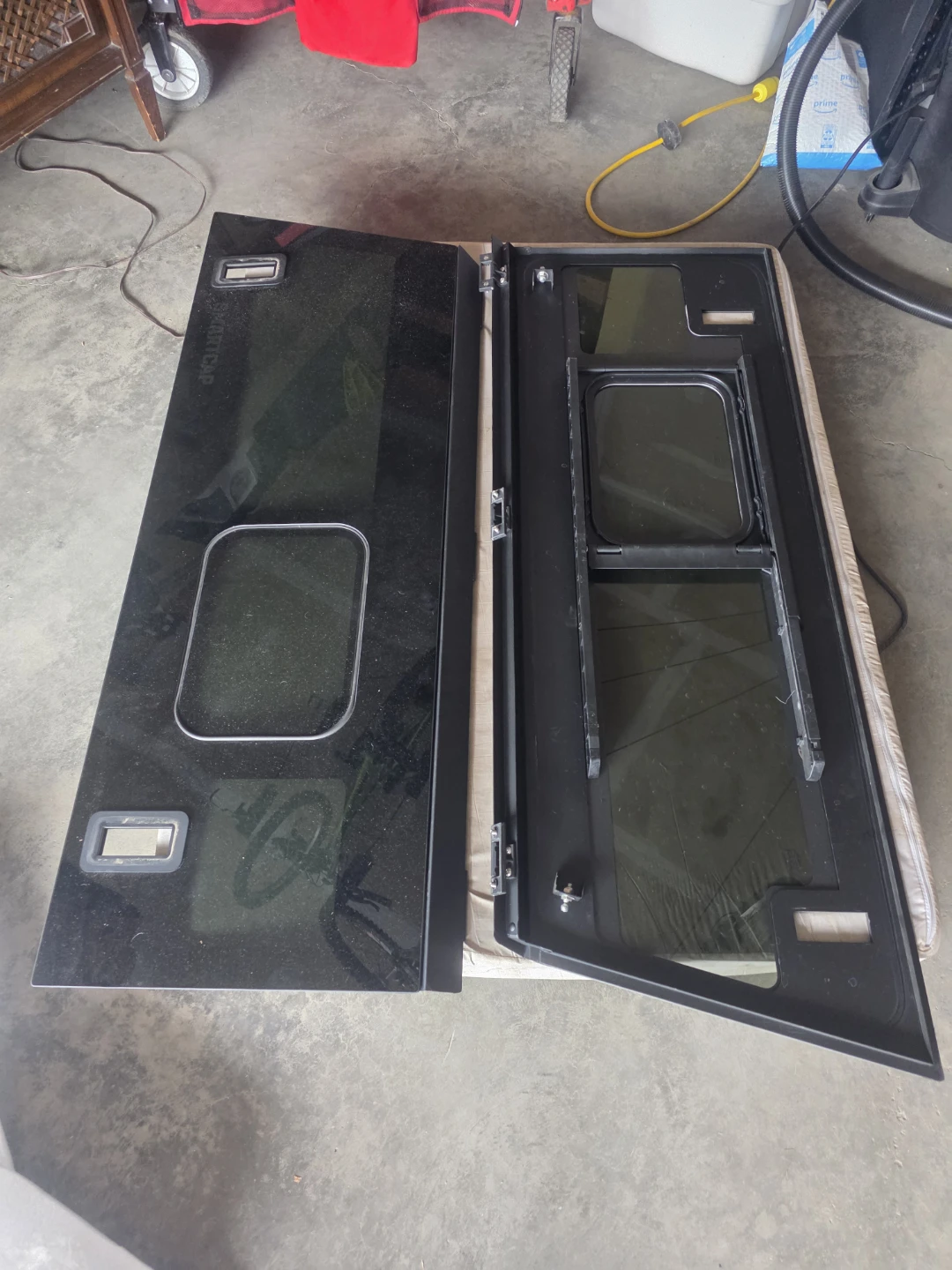 SmartCap Truck Cap Camper Windows and back