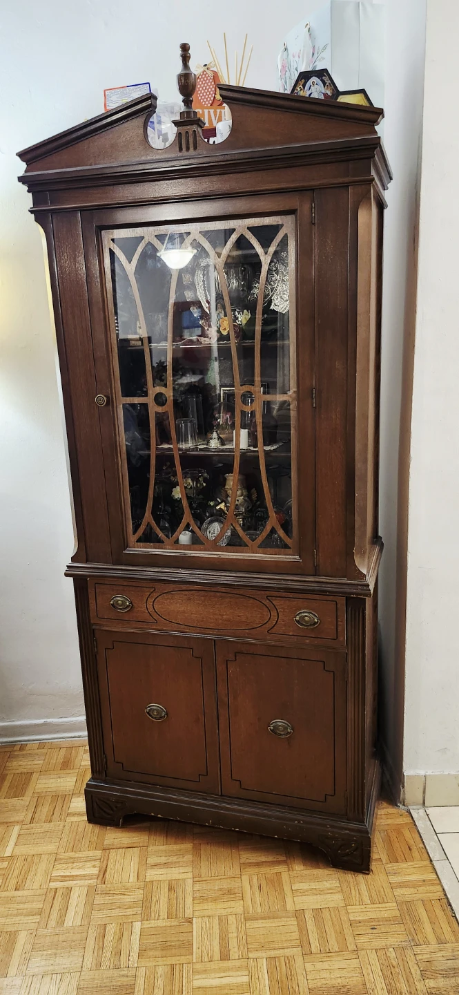 Moving sale