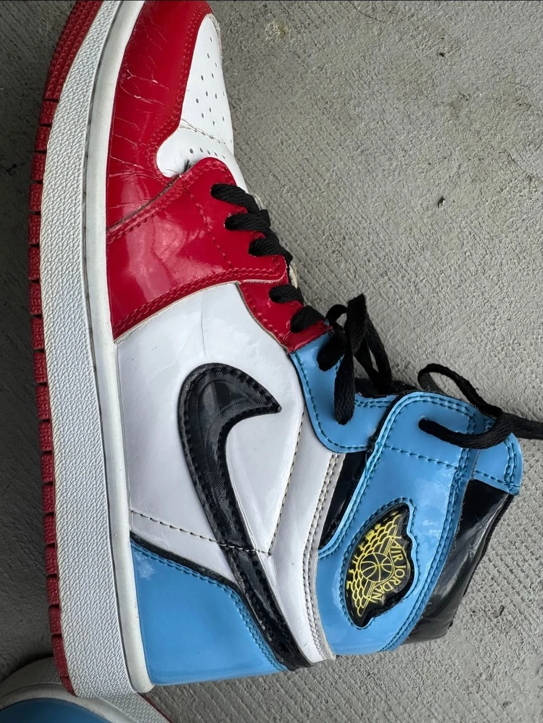 Nike Air Jordan 1 Retro High OG 'Fearless' - photo 5