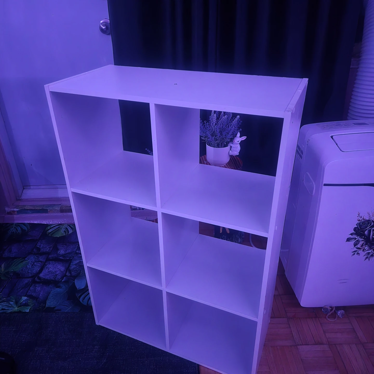 Cube shelf