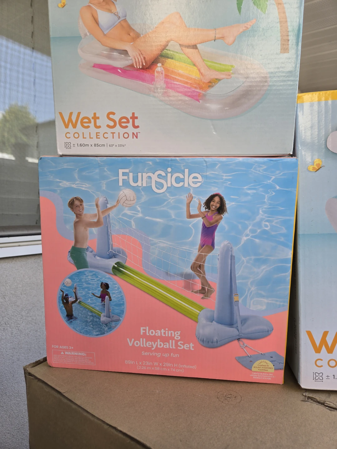 Brand new pool inflatable toys - photo 3