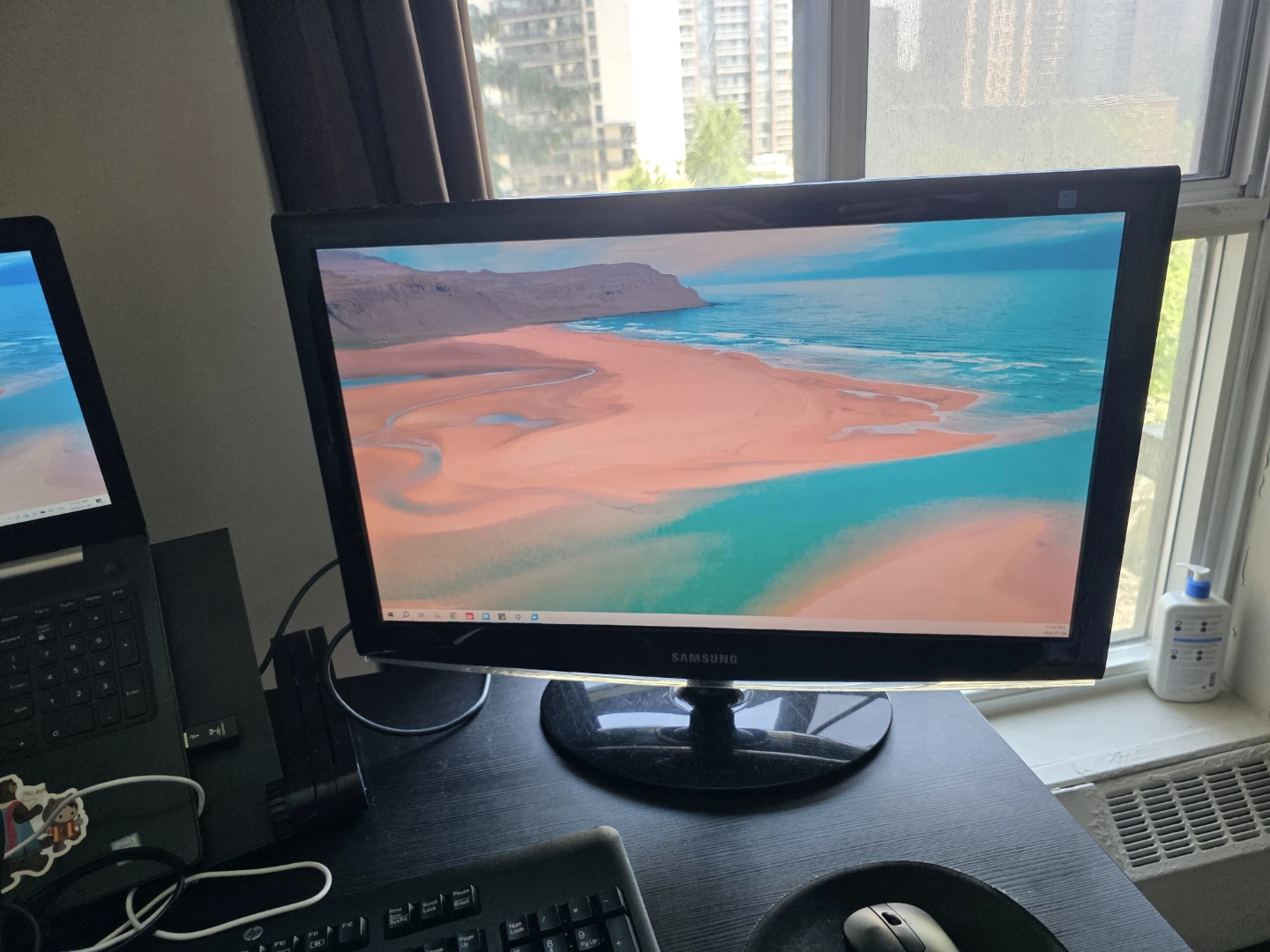 Samsung SyncMaster 2443 Monitor (24 inch) With HDMI Connector - photo 2