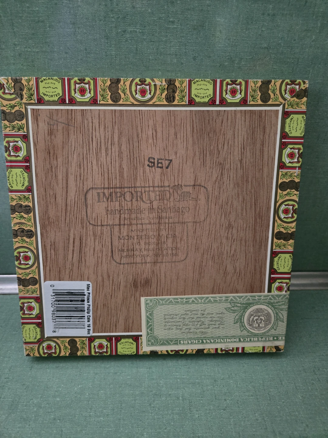 Vintage Macanudo H.R.H. Prince Philip Cafe Empty Cigar Box - photo 2