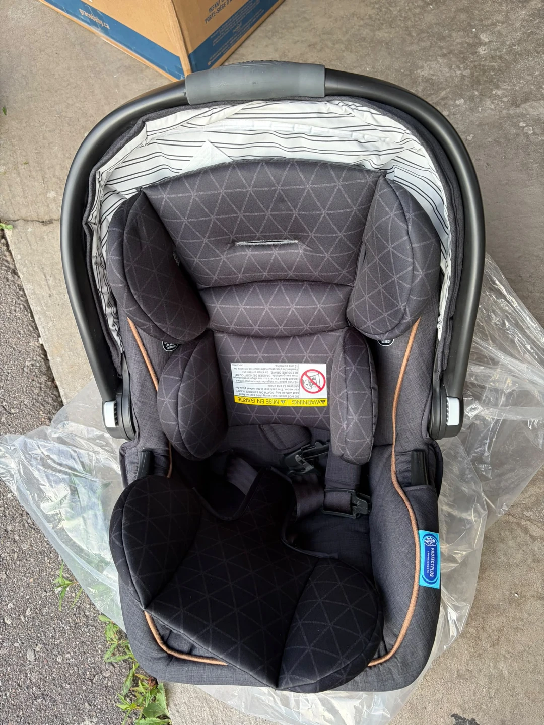 Graco 3-in-1 Travel System (Car Seat and Stroller) - photo 4