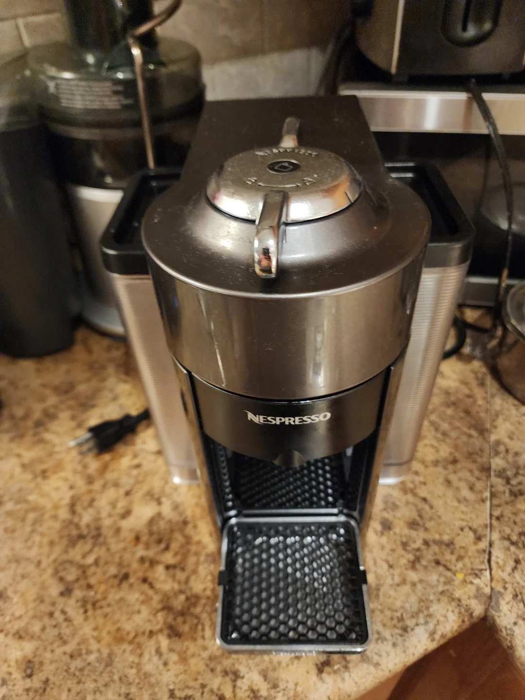 Nespresso De'Longhi Vertuo Evoluo ENV135GY