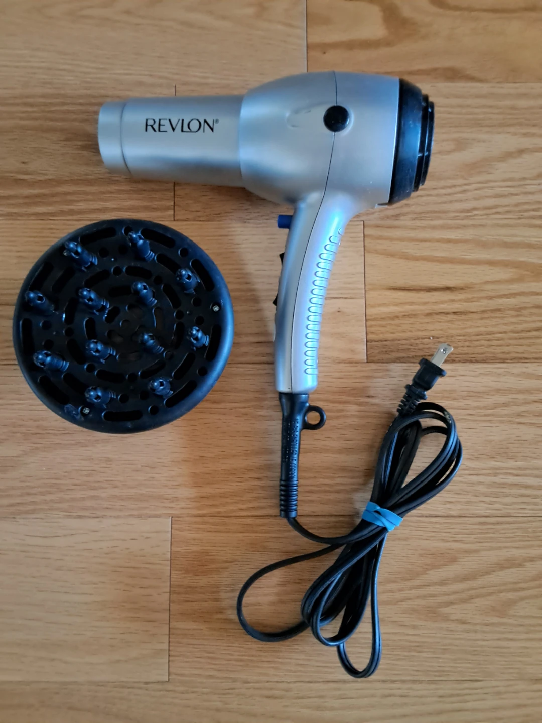 Hair dryer