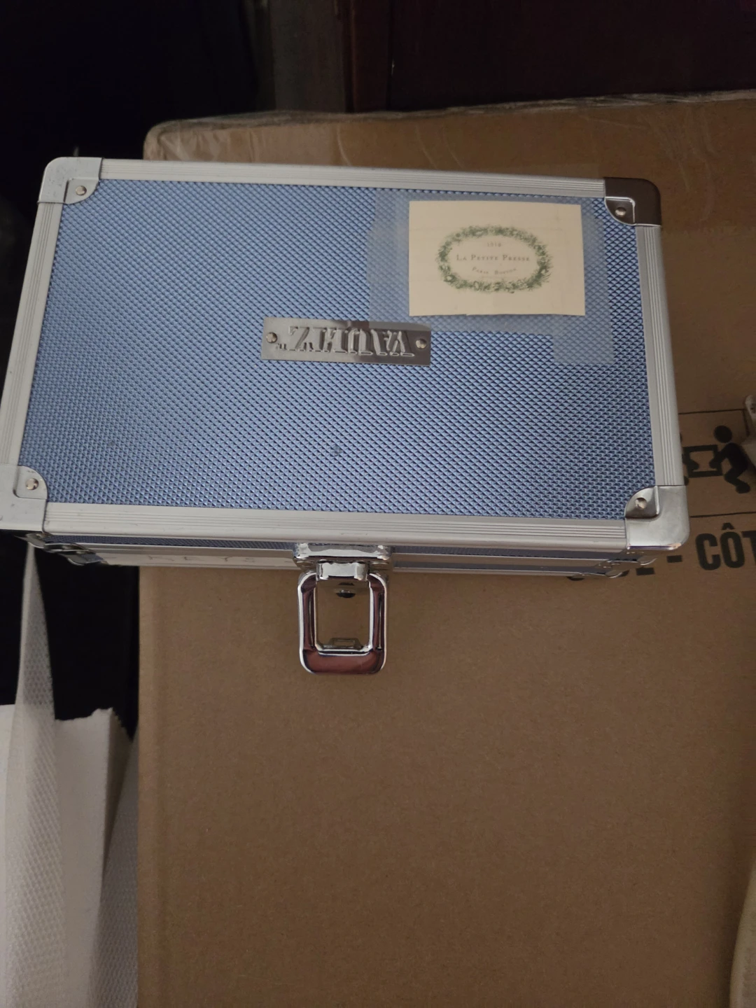 ZUNMA Blue Aluminum Case for keys and power bars lk bonvista - photo 2