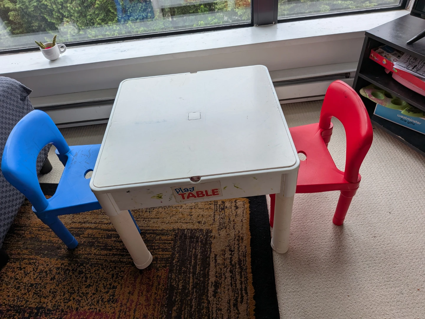Kids Play Table and 2 Chairs Set