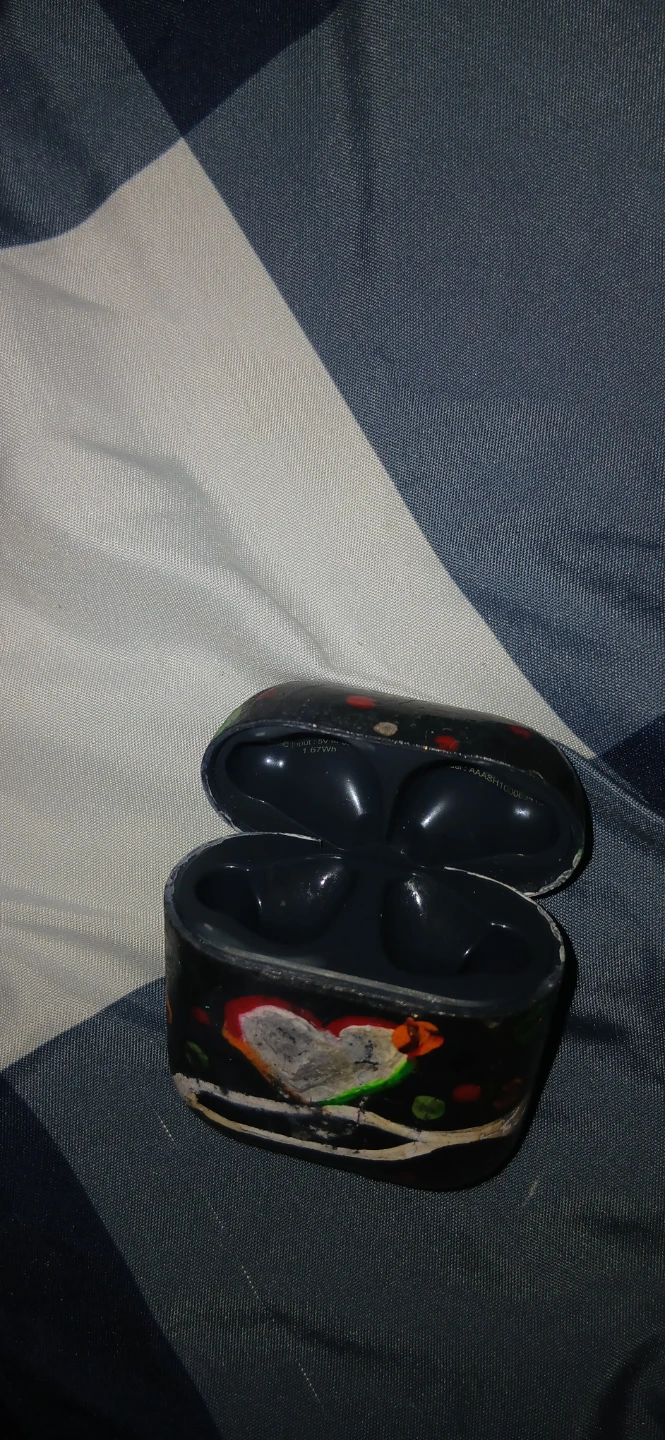 Black Wireless Earbuds with Charging Case - photo 3