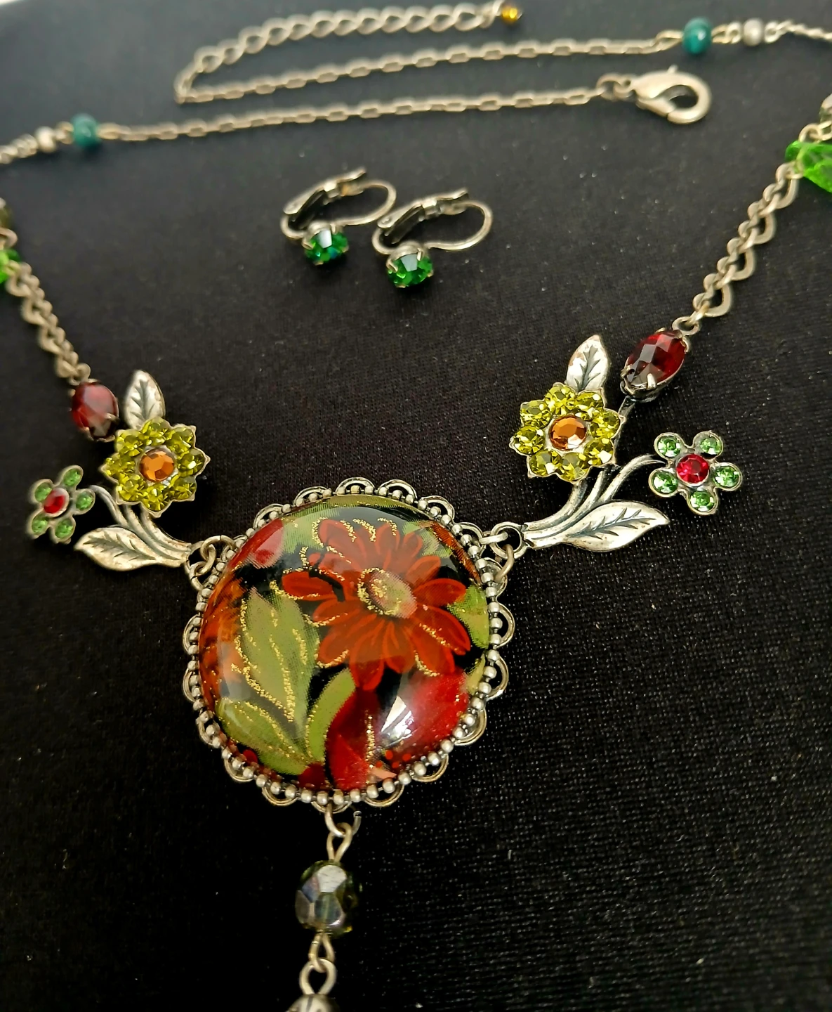 Floral Vintage Necklace and Earring Set - photo 4
