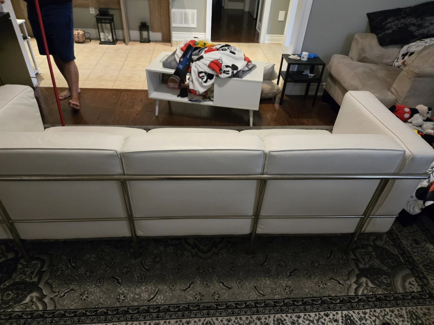 White Leather 3-Seater Sofa - photo 2