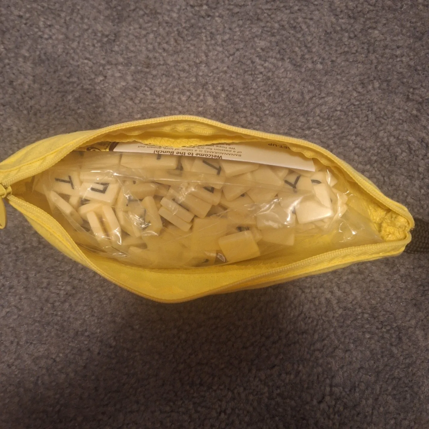 Bananagrams Word Game - photo 2