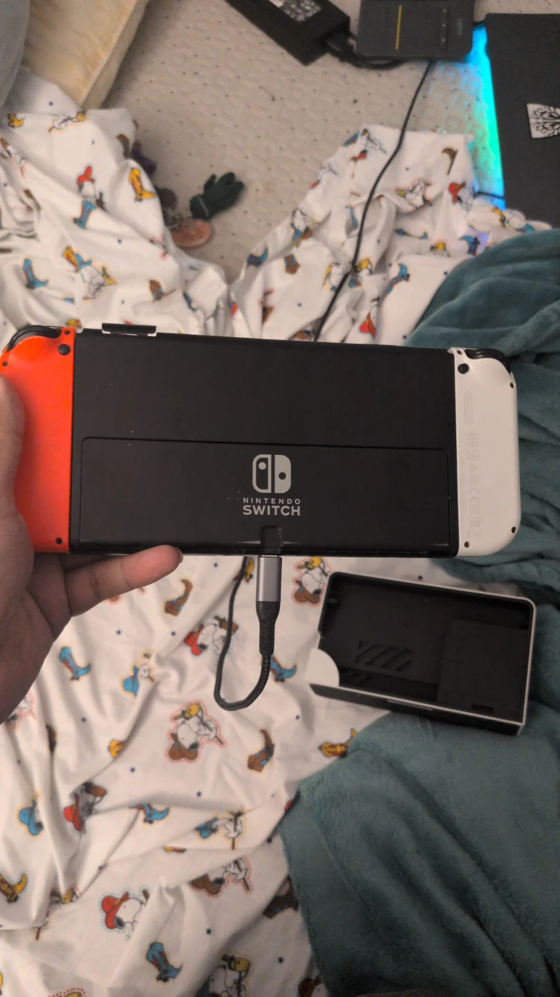 Nintendo Switch Console with Pokemon Legends: Arceus Game - photo 2