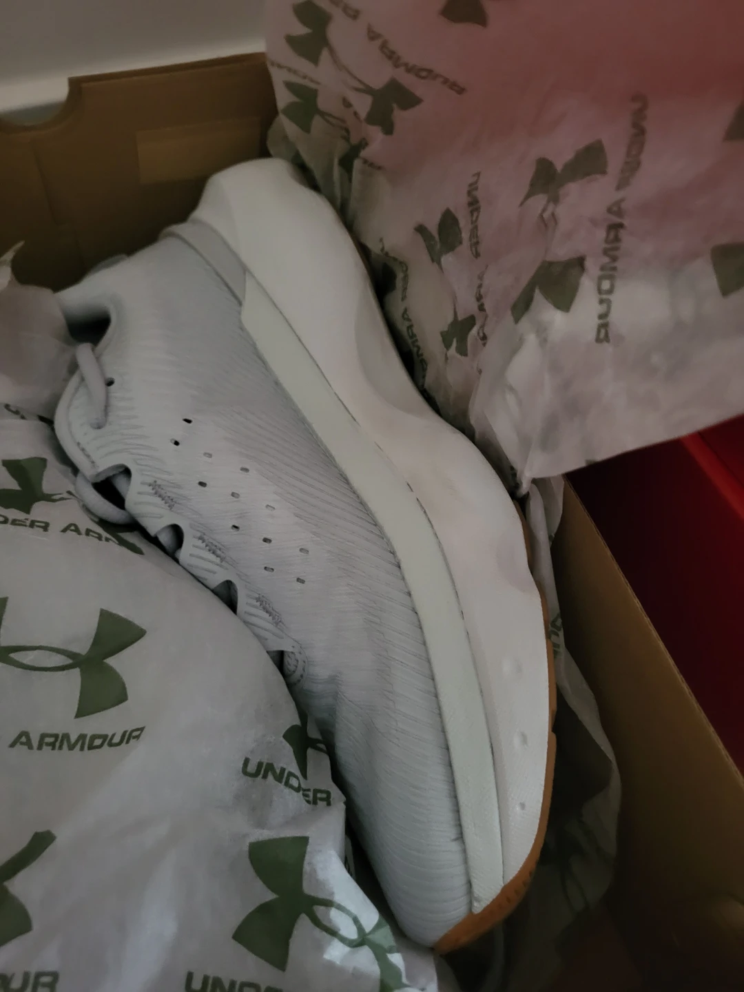 Under Armour Running Shoes - W10