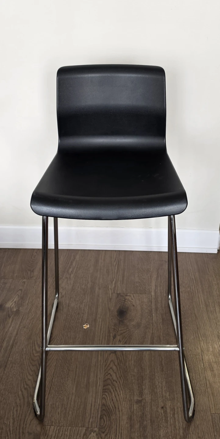 Black Bar Stool with Metal Legs