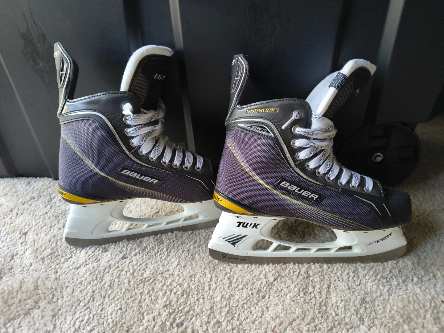 Bauer Supreme One70 Ice Skates, size 8.5