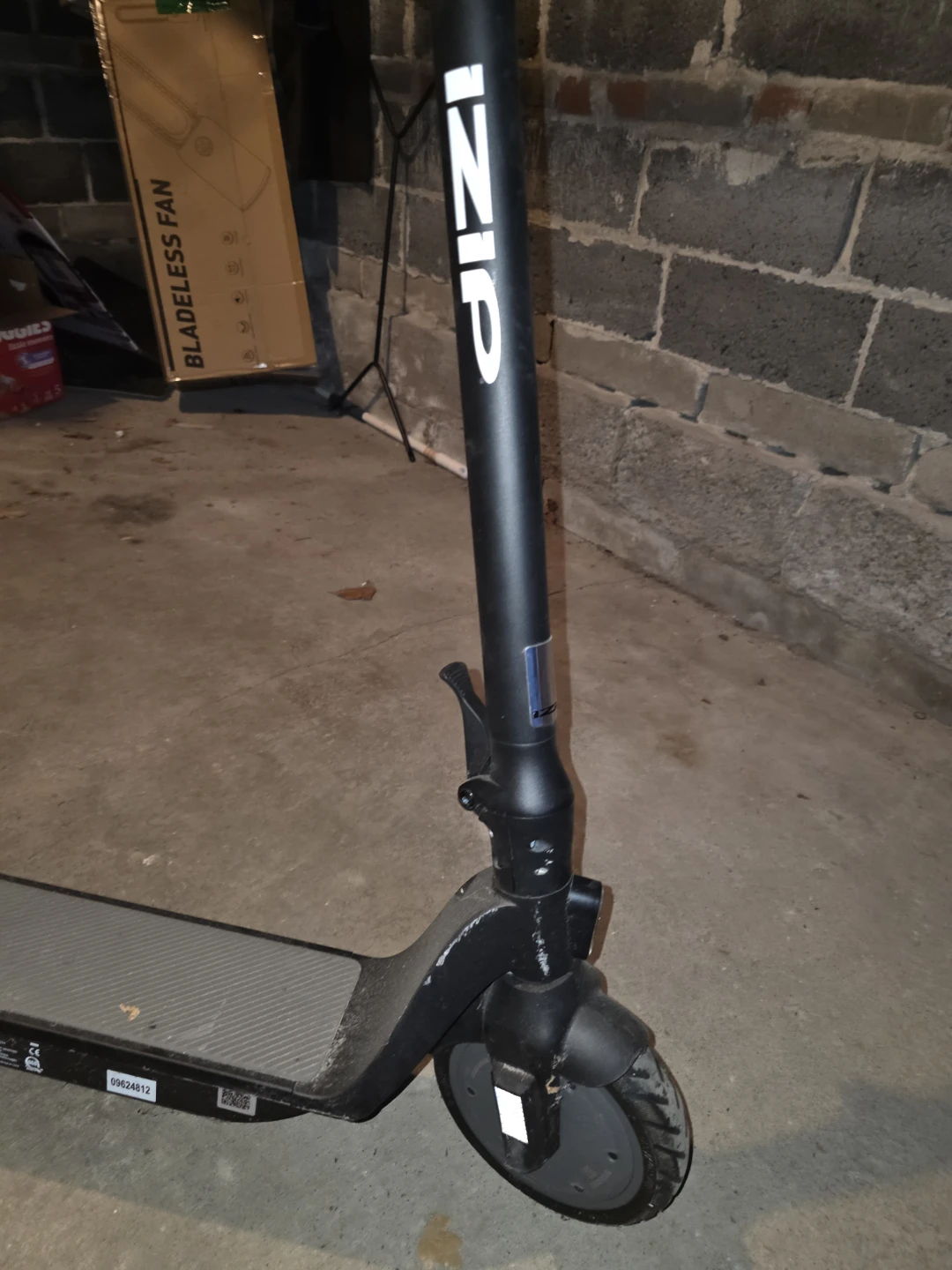 IZIP WAVE Electric Scooter - photo 4