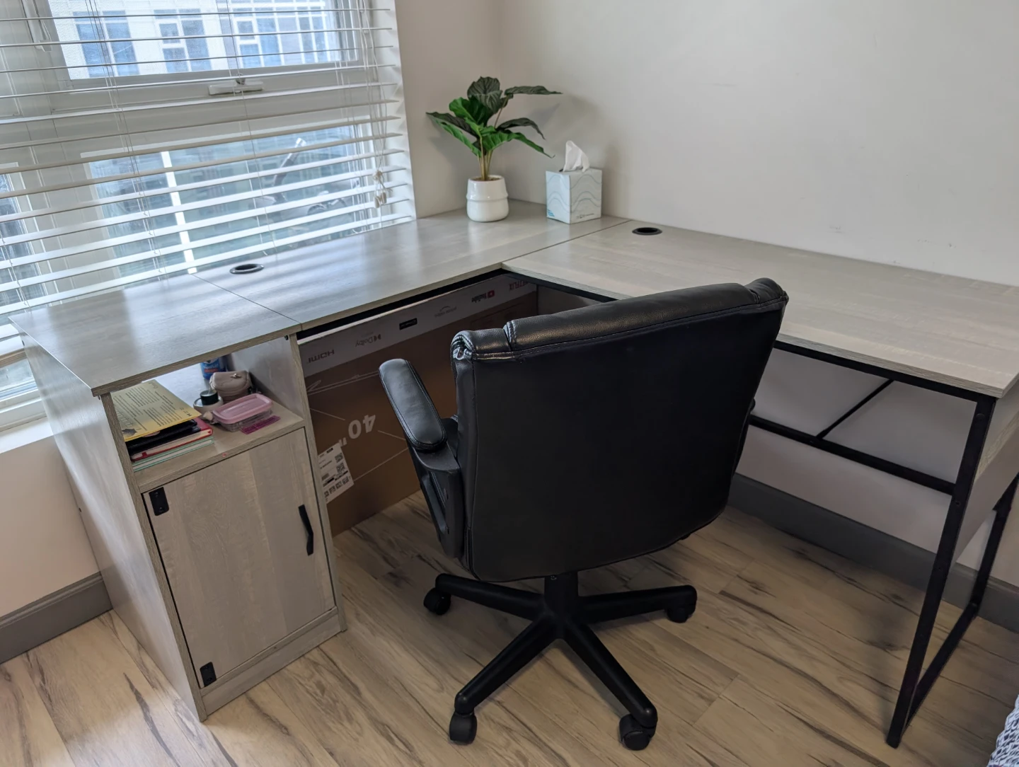 Moving Sale – Furniture & Electronics in Excellent Condition! - photo 3