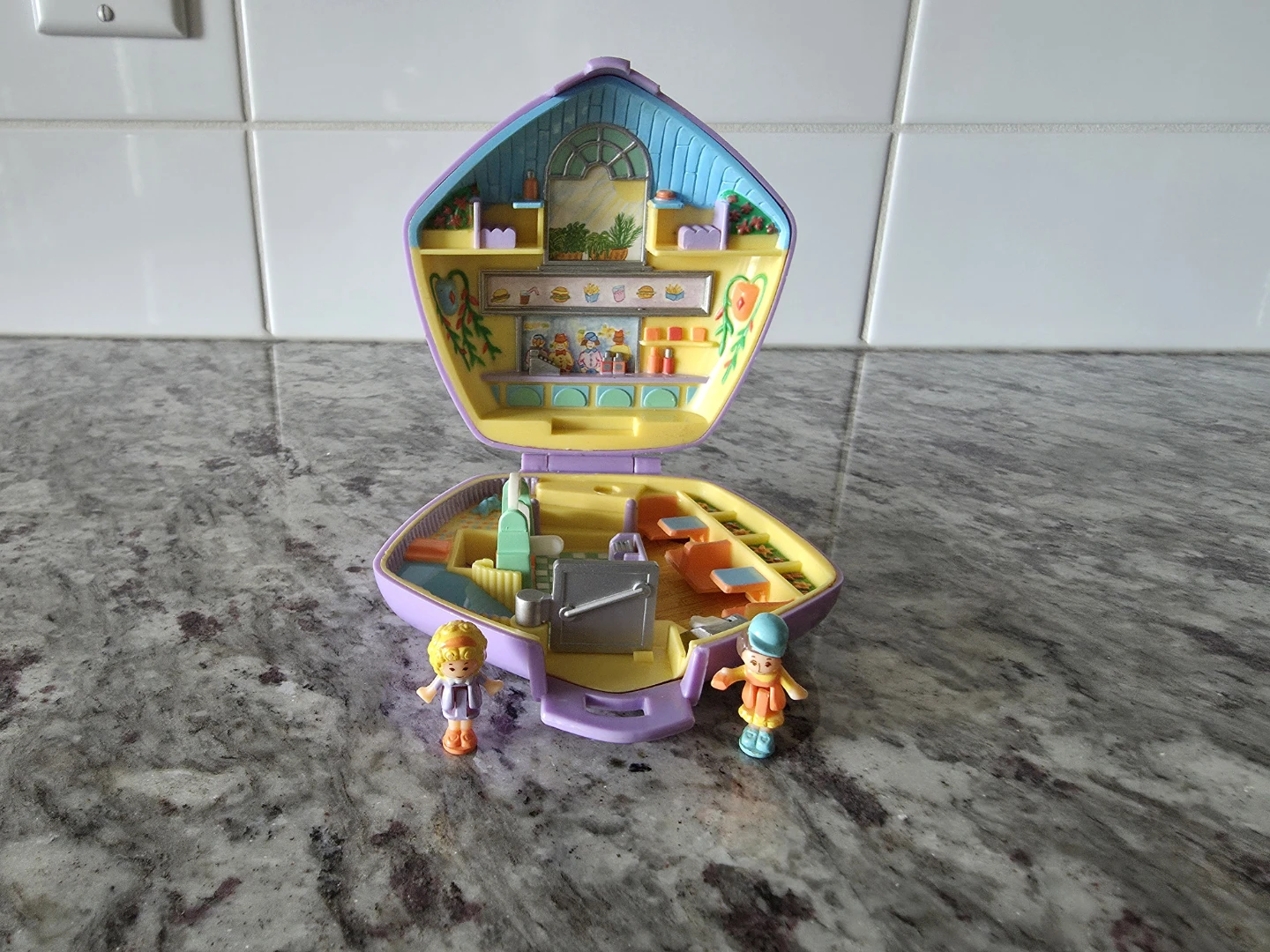 1992 Polly Pocket at the Burger Stand