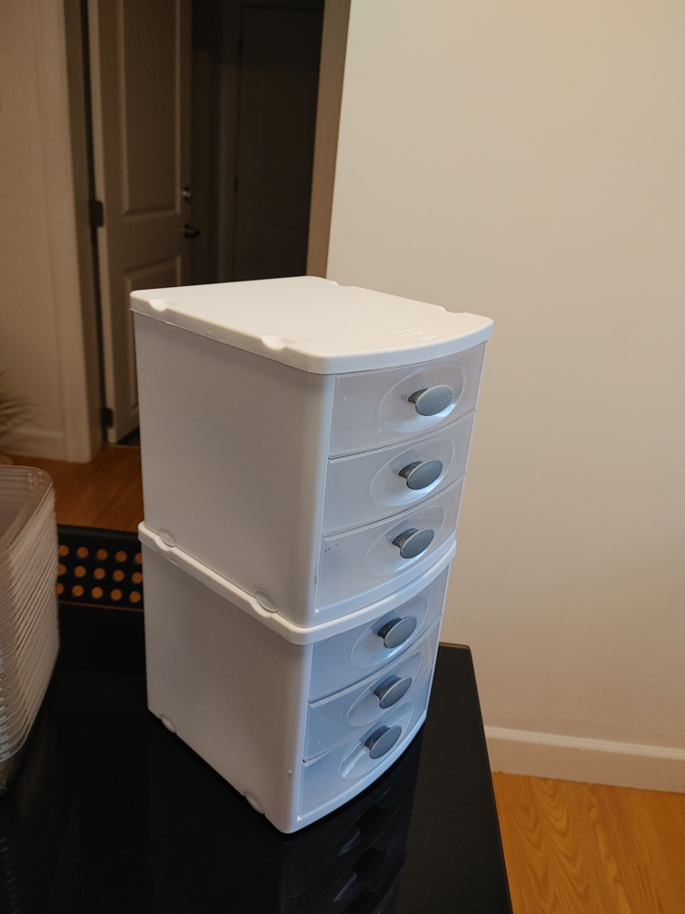 White Plastic Organizer Drawer Unit - photo 2
