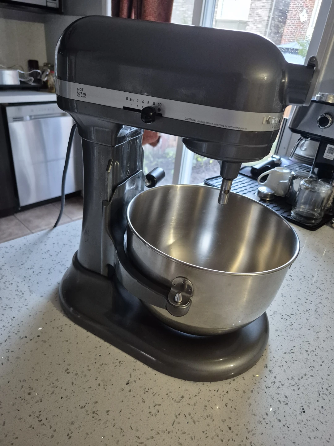 KitchenAid Professional 600 Series Stand Mixer - 6 Qt - photo 2