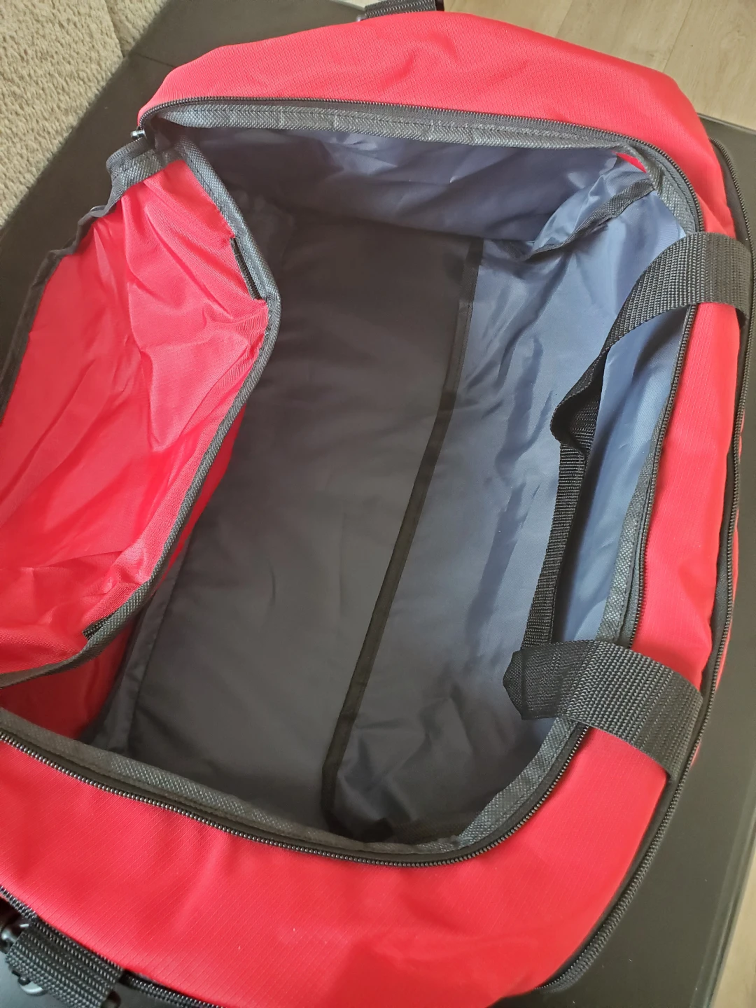 NEW Adidas Duffel Gyml Bag - photo 2