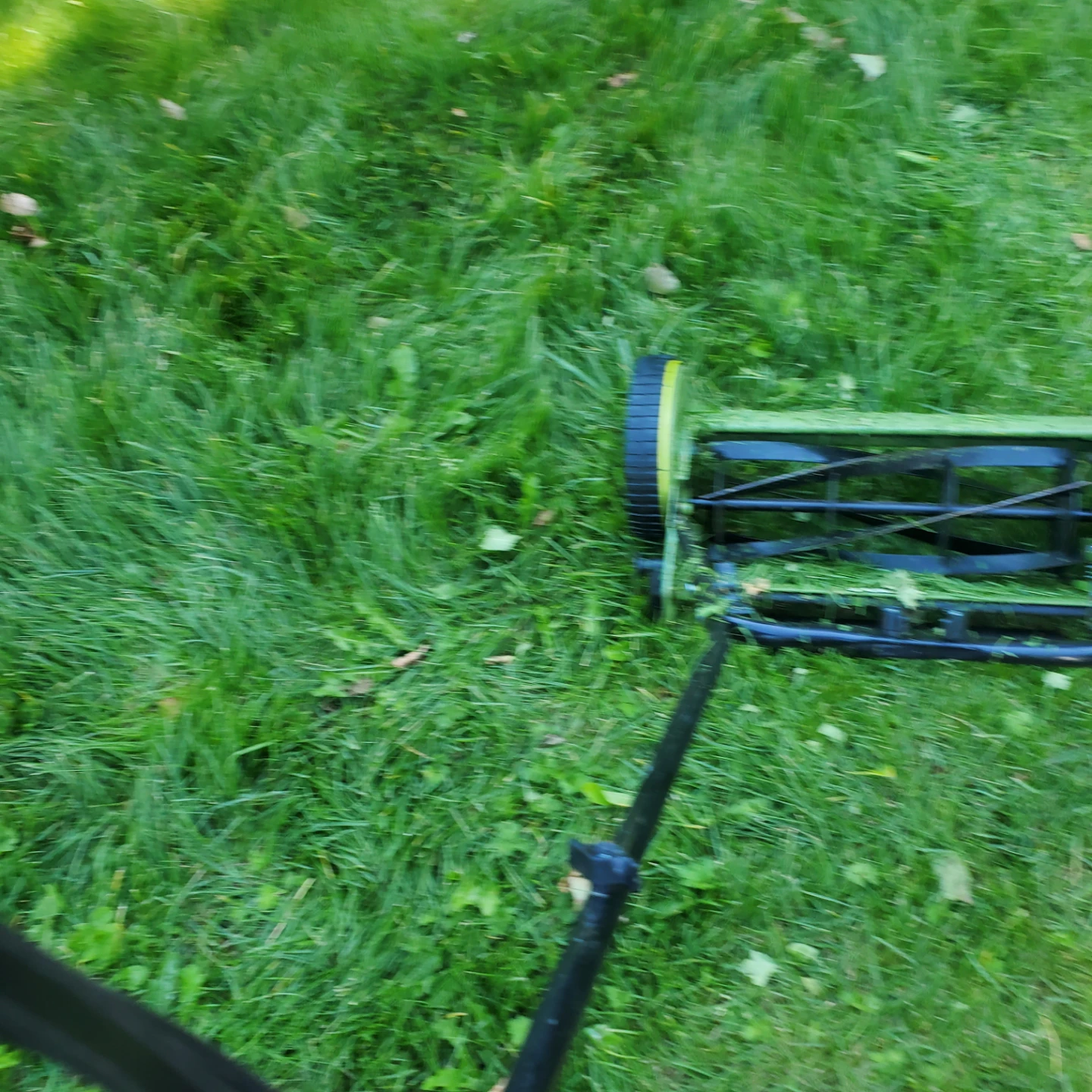 Sun Joe Push Reel Lawn Mower - photo 3
