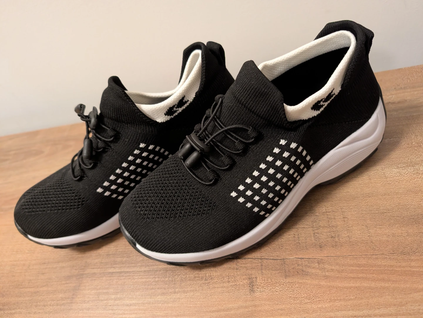 Black Athletic Shoes nurse shoes - photo 2