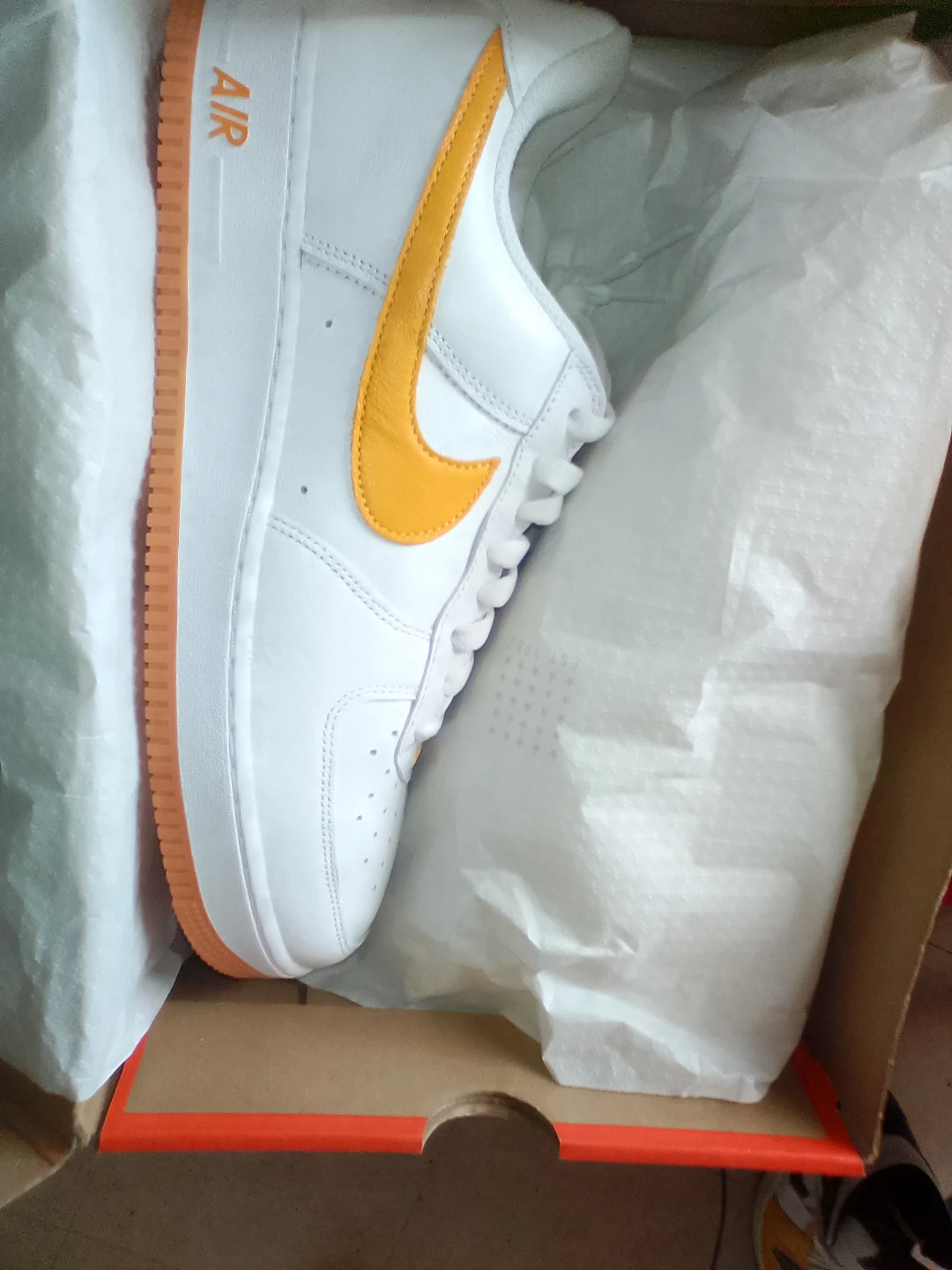 Nike Air Force 1 Low Retro White/University Gold
