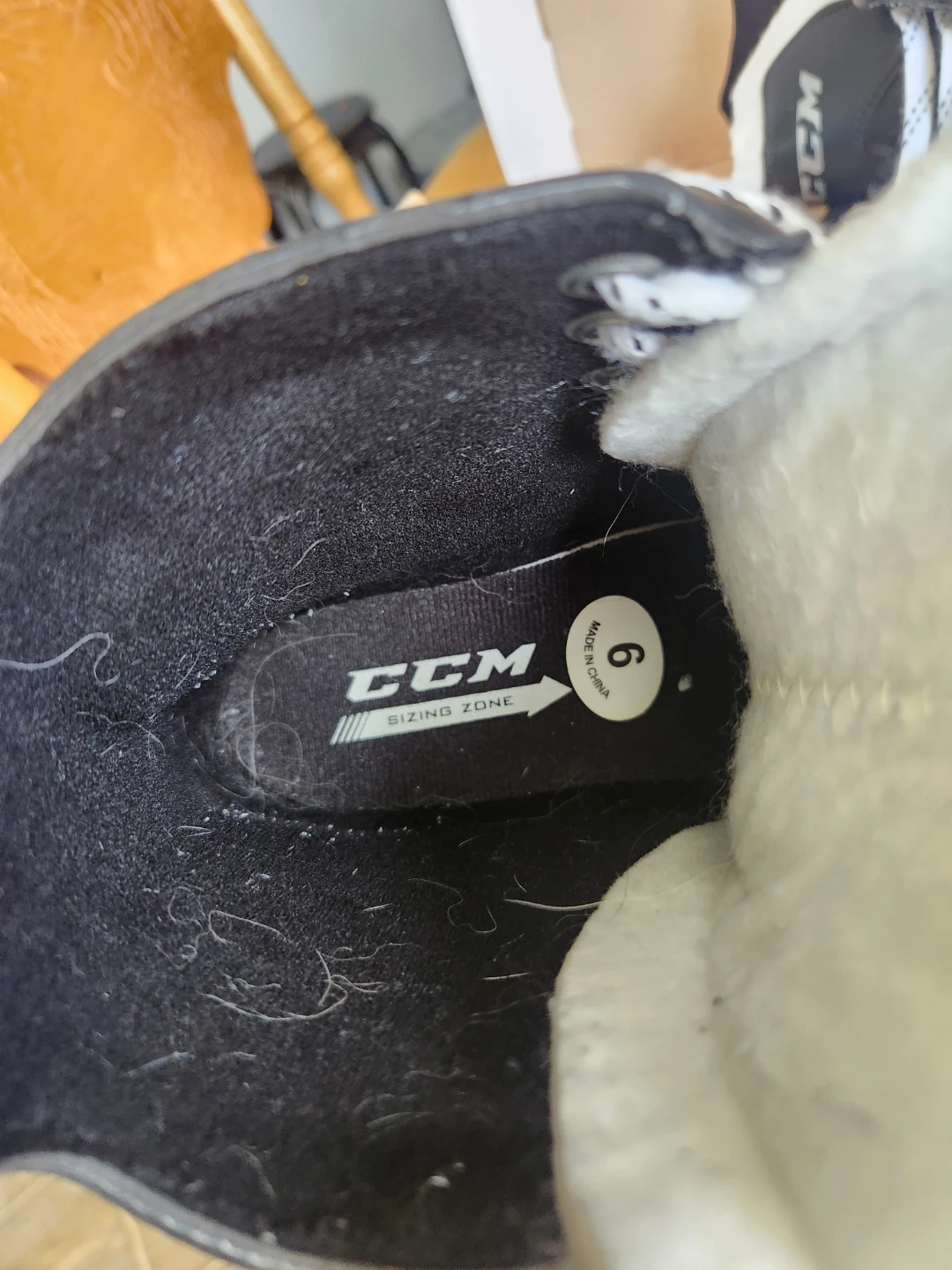 CCM Ribcor XT Hockey Skates - Size 6 - photo 5